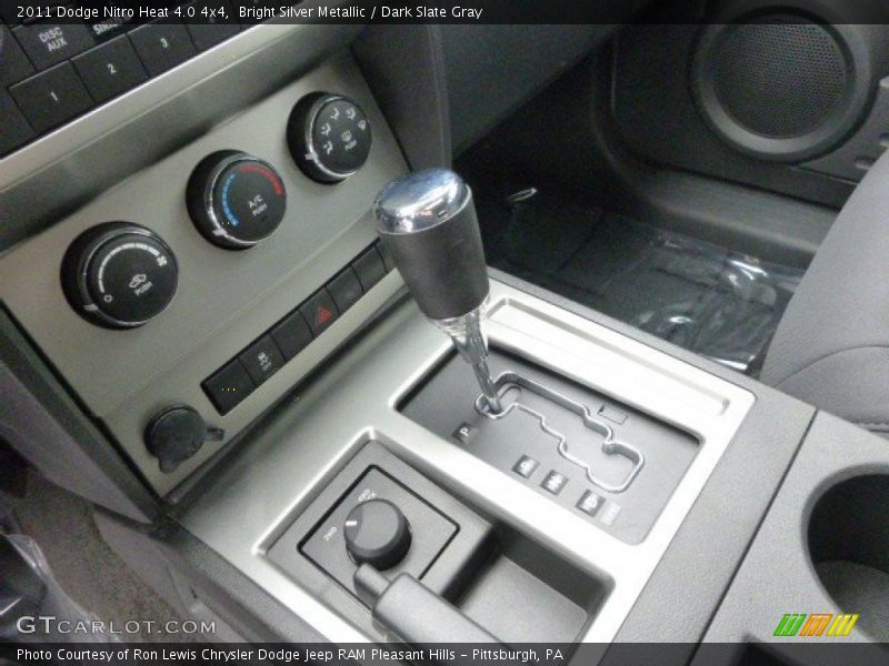 Bright Silver Metallic / Dark Slate Gray 2011 Dodge Nitro Heat 4.0 4x4