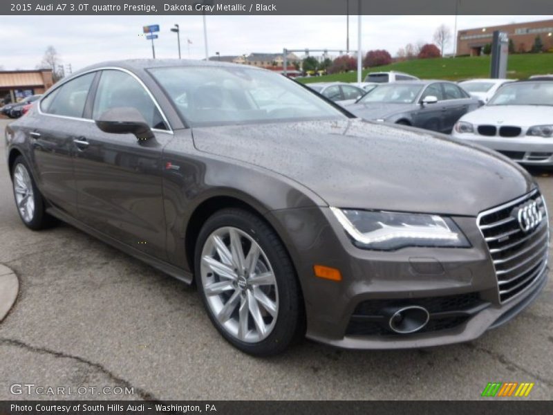 Front 3/4 View of 2015 A7 3.0T quattro Prestige