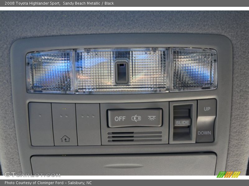 Sandy Beach Metallic / Black 2008 Toyota Highlander Sport