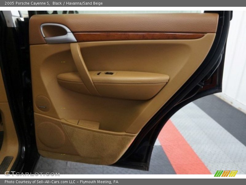 Black / Havanna/Sand Beige 2005 Porsche Cayenne S