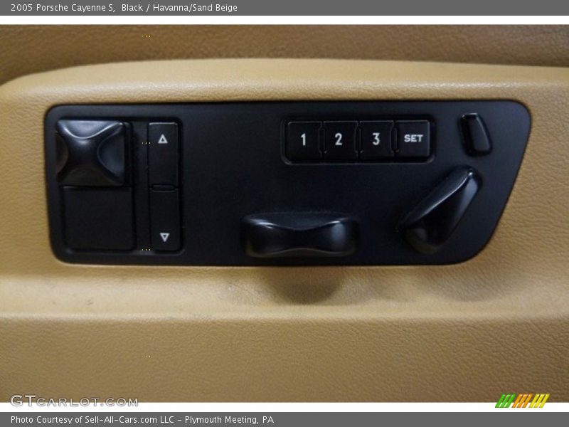 Black / Havanna/Sand Beige 2005 Porsche Cayenne S