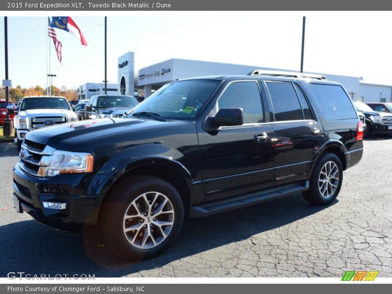 Tuxedo Black Metallic / Dune 2015 Ford Expedition XLT