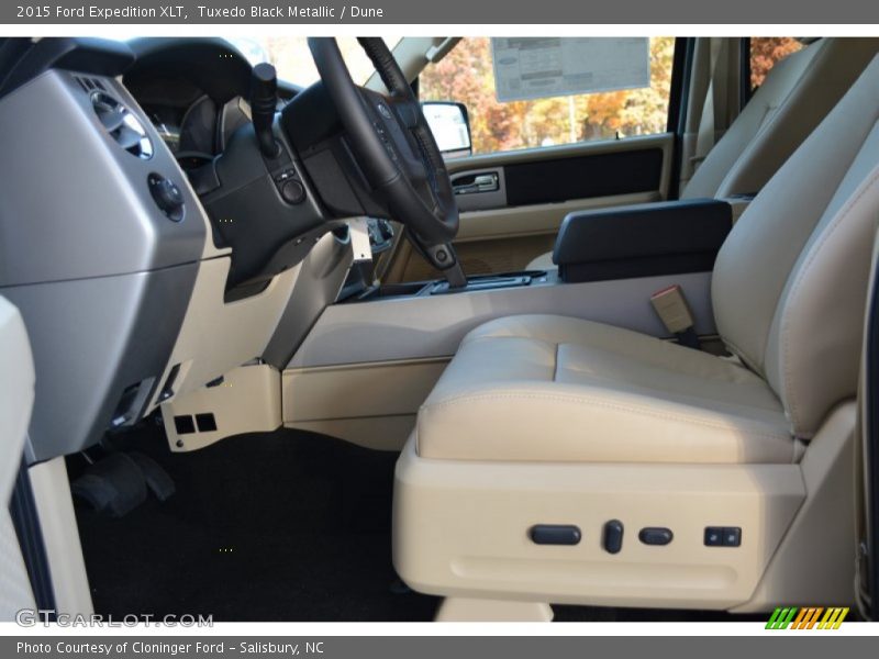 Tuxedo Black Metallic / Dune 2015 Ford Expedition XLT
