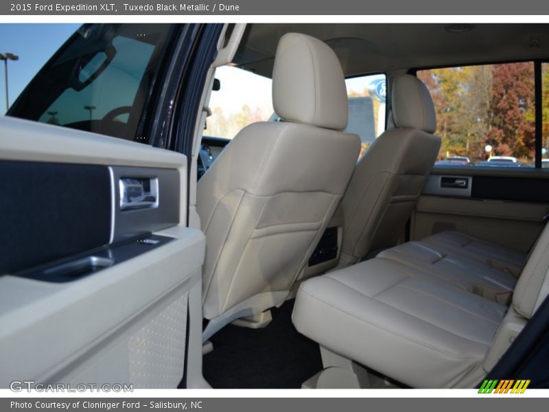 Tuxedo Black Metallic / Dune 2015 Ford Expedition XLT