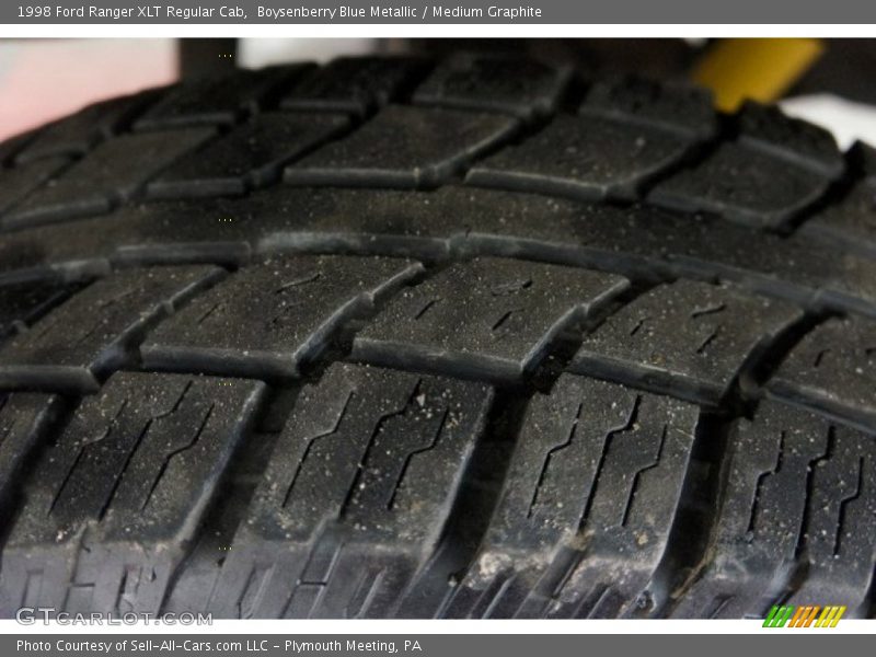 Boysenberry Blue Metallic / Medium Graphite 1998 Ford Ranger XLT Regular Cab