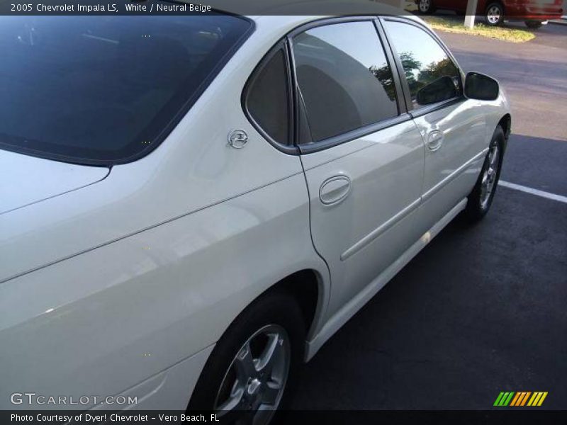 White / Neutral Beige 2005 Chevrolet Impala LS