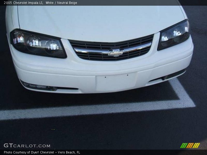 White / Neutral Beige 2005 Chevrolet Impala LS