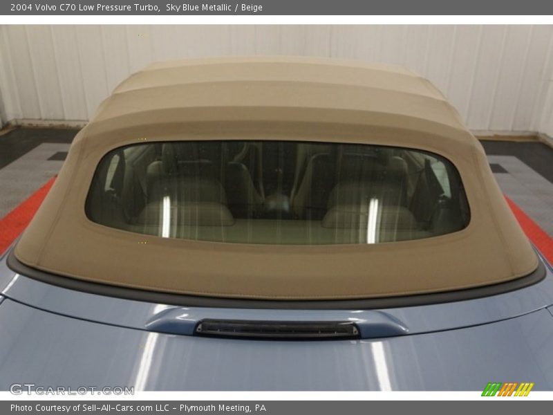 Sky Blue Metallic / Beige 2004 Volvo C70 Low Pressure Turbo