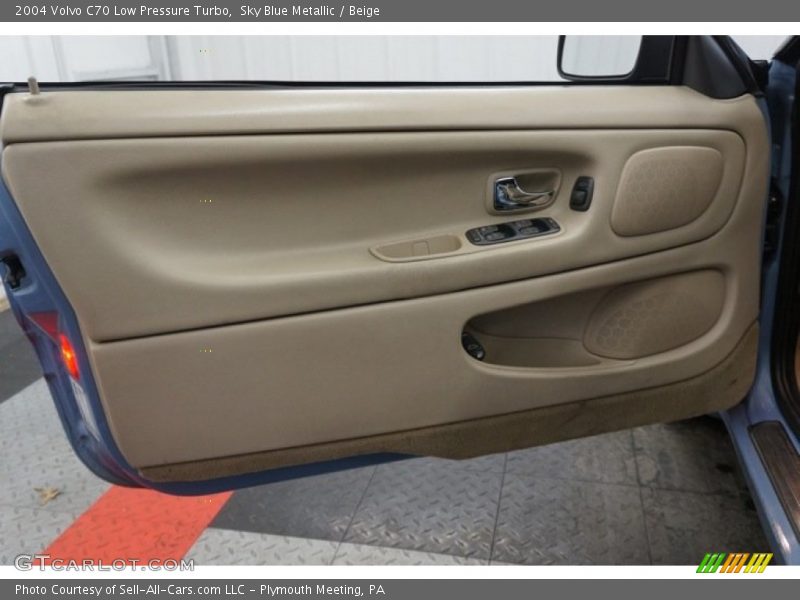 Sky Blue Metallic / Beige 2004 Volvo C70 Low Pressure Turbo