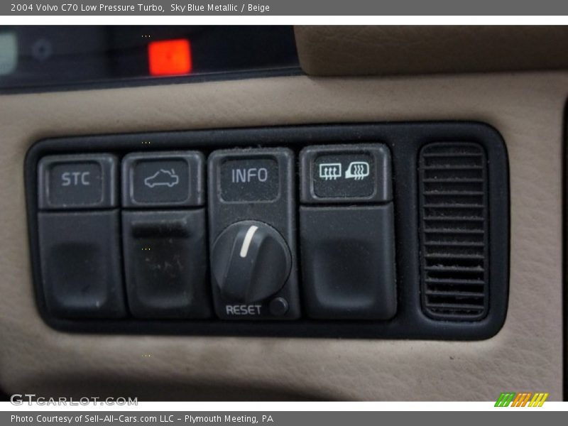 Sky Blue Metallic / Beige 2004 Volvo C70 Low Pressure Turbo