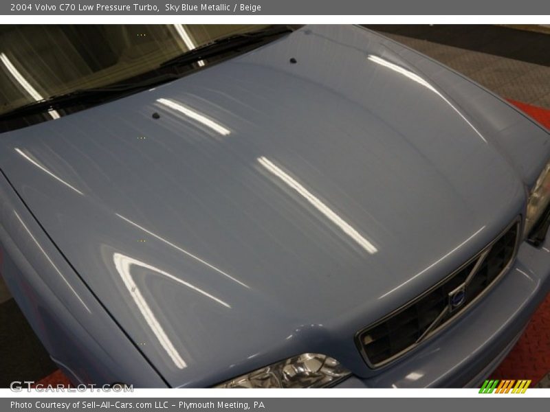 Sky Blue Metallic / Beige 2004 Volvo C70 Low Pressure Turbo