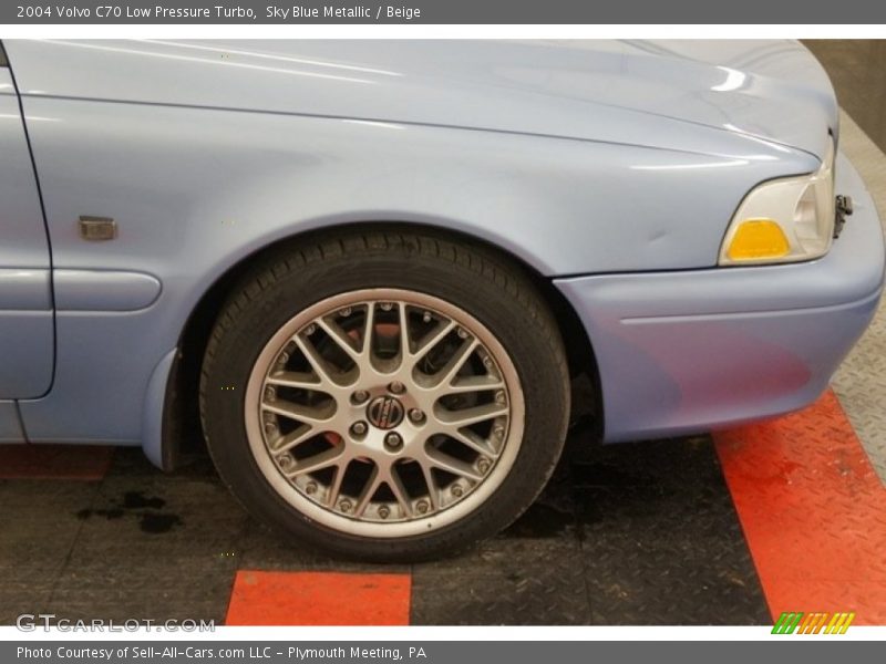 Sky Blue Metallic / Beige 2004 Volvo C70 Low Pressure Turbo