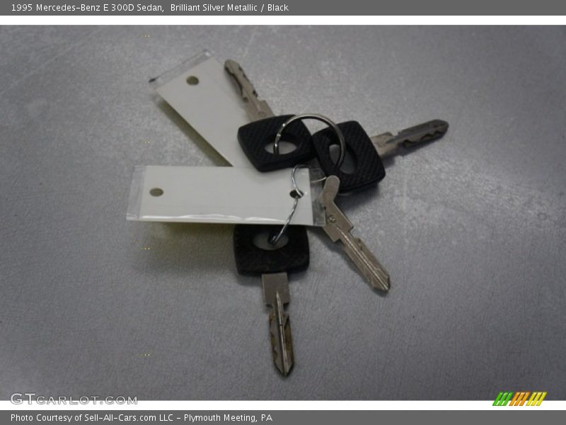 Keys of 1995 E 300D Sedan
