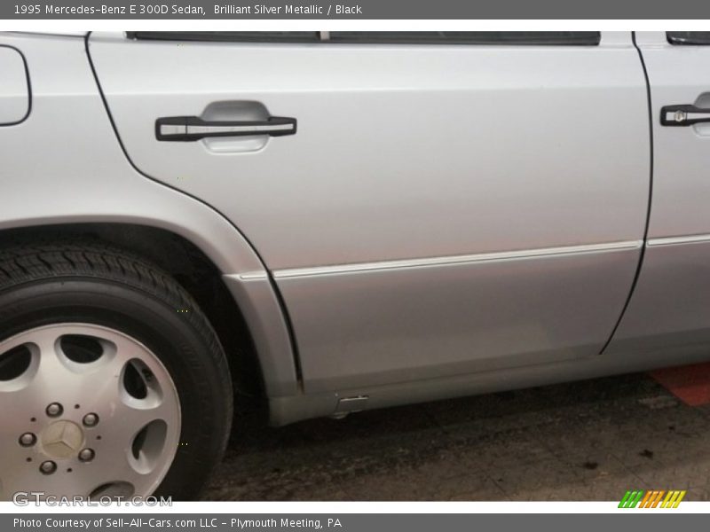 Brilliant Silver Metallic / Black 1995 Mercedes-Benz E 300D Sedan