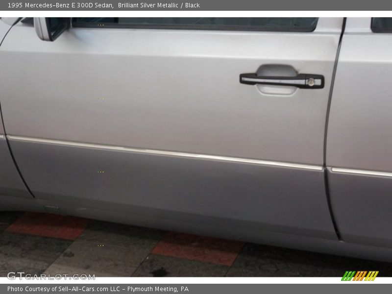 Brilliant Silver Metallic / Black 1995 Mercedes-Benz E 300D Sedan