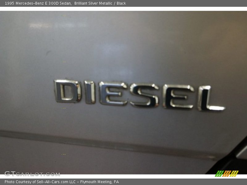 Brilliant Silver Metallic / Black 1995 Mercedes-Benz E 300D Sedan