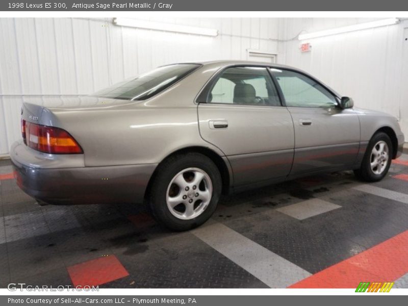 Antique Sage Pearl Metallic / Gray 1998 Lexus ES 300