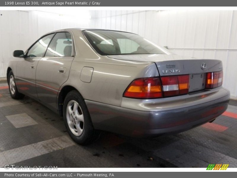 Antique Sage Pearl Metallic / Gray 1998 Lexus ES 300