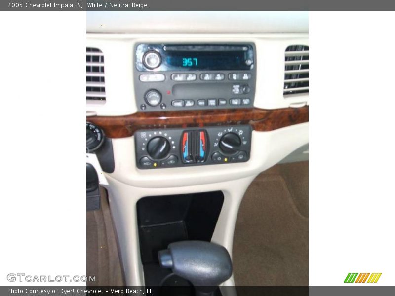 White / Neutral Beige 2005 Chevrolet Impala LS