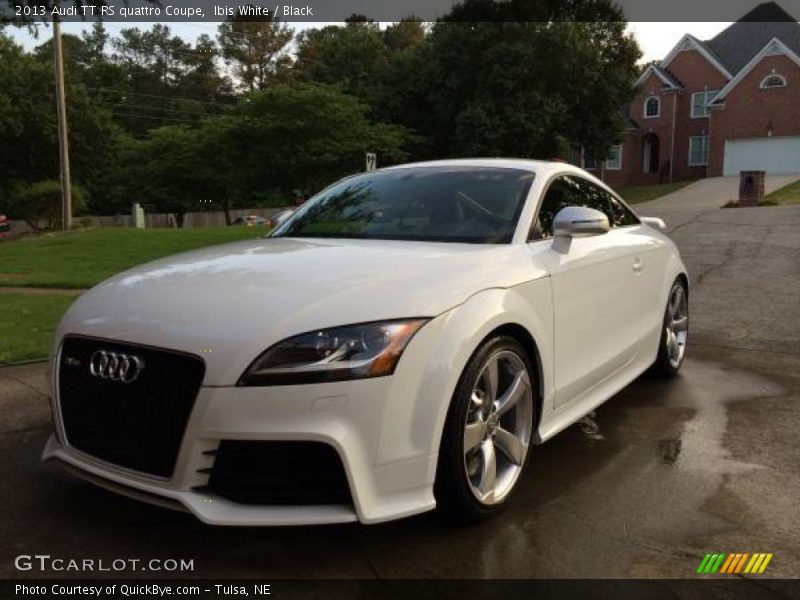 Front 3/4 View of 2013 TT RS quattro Coupe
