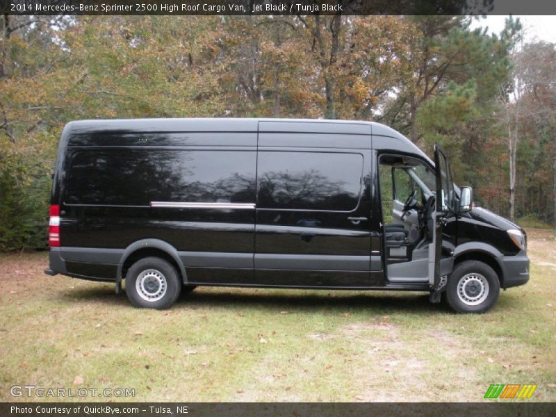 Jet Black / Tunja Black 2014 Mercedes-Benz Sprinter 2500 High Roof Cargo Van
