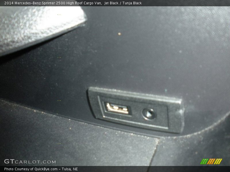 Jet Black / Tunja Black 2014 Mercedes-Benz Sprinter 2500 High Roof Cargo Van
