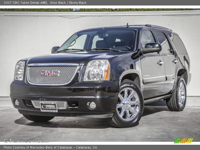 Onyx Black / Ebony Black 2007 GMC Yukon Denali AWD