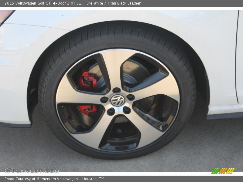 Pure White / Titan Black Leather 2015 Volkswagen Golf GTI 4-Door 2.0T SE