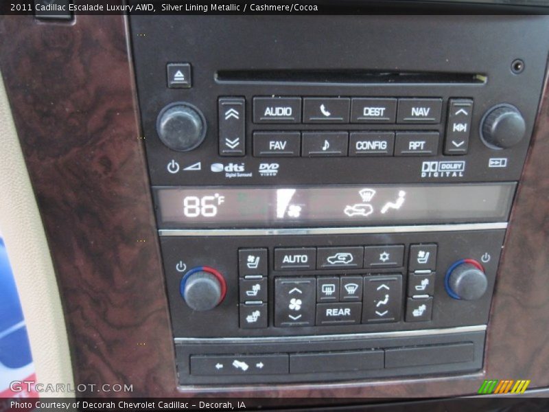 Silver Lining Metallic / Cashmere/Cocoa 2011 Cadillac Escalade Luxury AWD