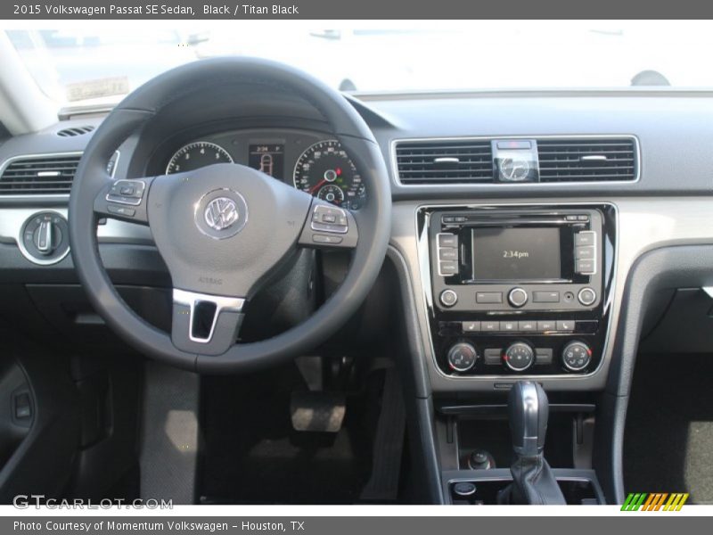 Black / Titan Black 2015 Volkswagen Passat SE Sedan