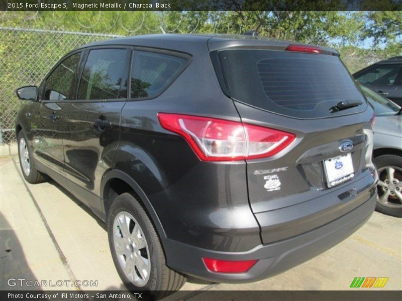 Magnetic Metallic / Charcoal Black 2015 Ford Escape S