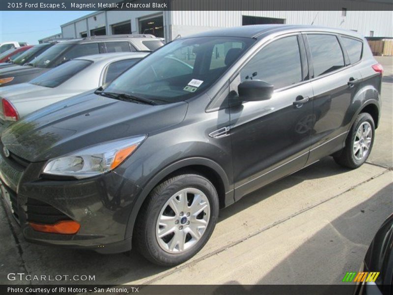 Magnetic Metallic / Charcoal Black 2015 Ford Escape S