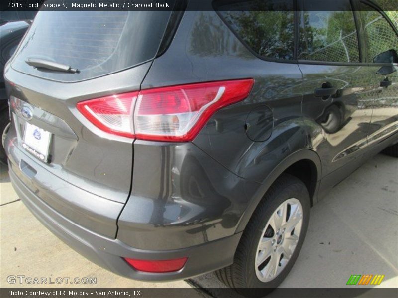 Magnetic Metallic / Charcoal Black 2015 Ford Escape S
