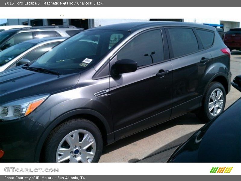 Magnetic Metallic / Charcoal Black 2015 Ford Escape S