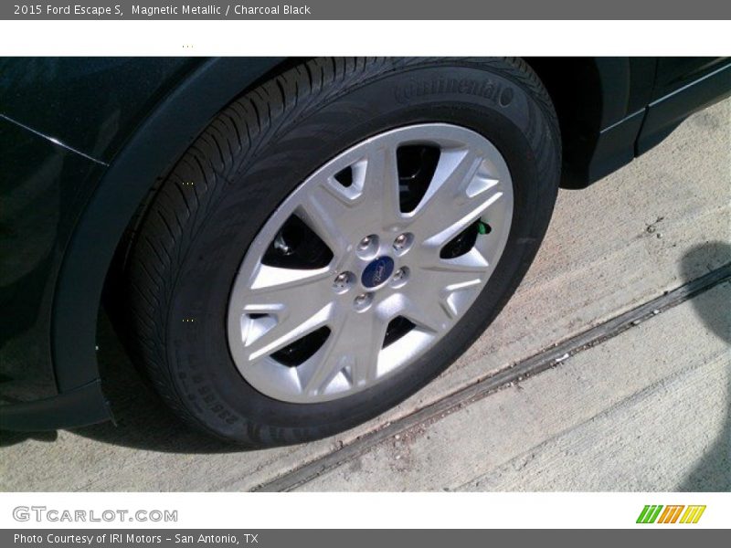 Magnetic Metallic / Charcoal Black 2015 Ford Escape S
