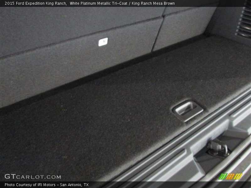 White Platinum Metallic Tri-Coat / King Ranch Mesa Brown 2015 Ford Expedition King Ranch