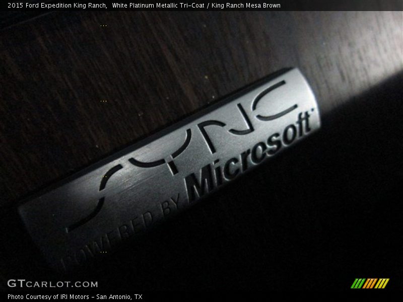 White Platinum Metallic Tri-Coat / King Ranch Mesa Brown 2015 Ford Expedition King Ranch
