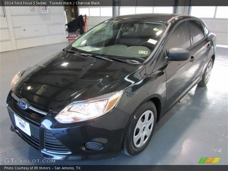 Tuxedo Black / Charcoal Black 2014 Ford Focus S Sedan