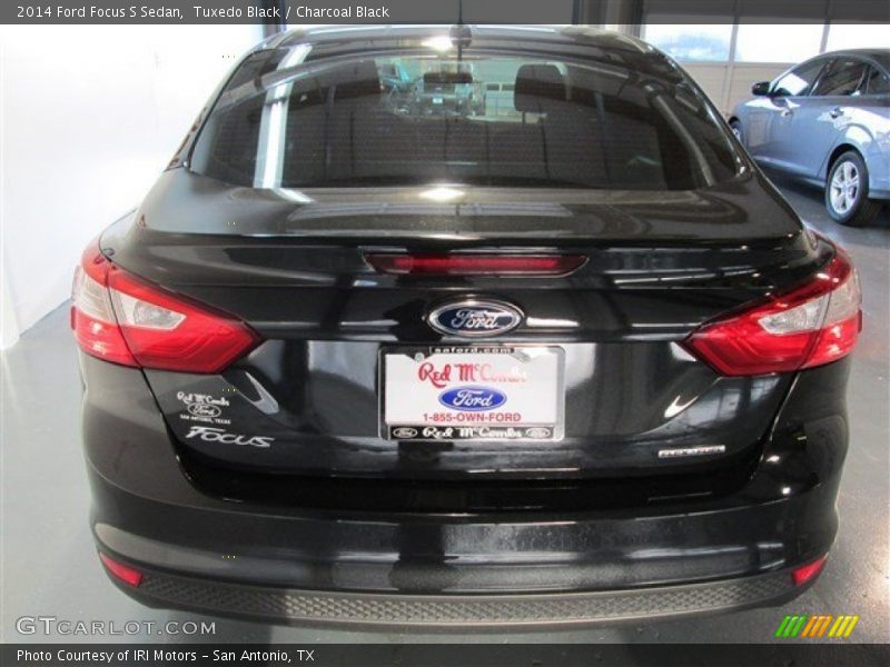 Tuxedo Black / Charcoal Black 2014 Ford Focus S Sedan