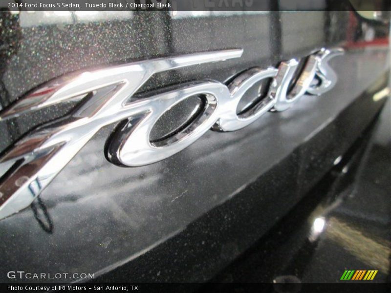 Tuxedo Black / Charcoal Black 2014 Ford Focus S Sedan