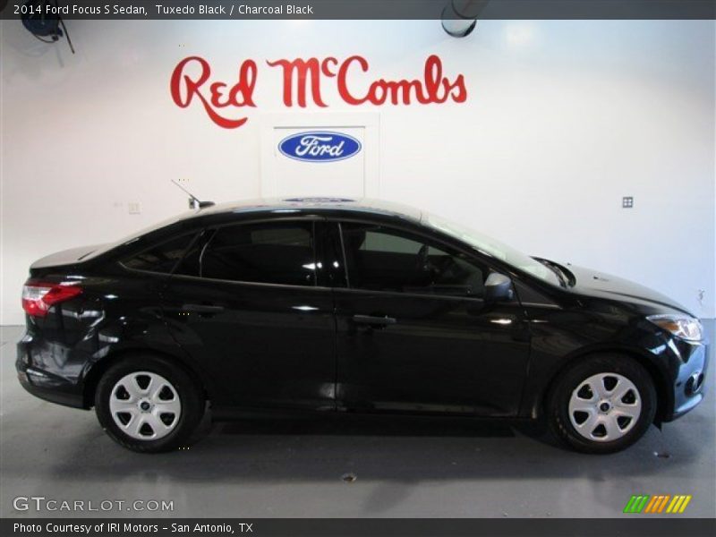 Tuxedo Black / Charcoal Black 2014 Ford Focus S Sedan