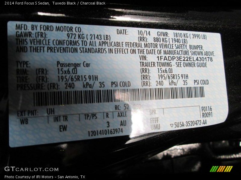 Tuxedo Black / Charcoal Black 2014 Ford Focus S Sedan