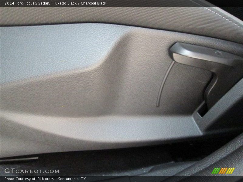 Tuxedo Black / Charcoal Black 2014 Ford Focus S Sedan