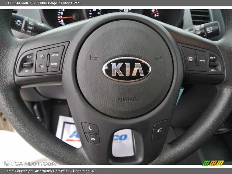 Dune Beige / Black Cloth 2013 Kia Soul 1.6