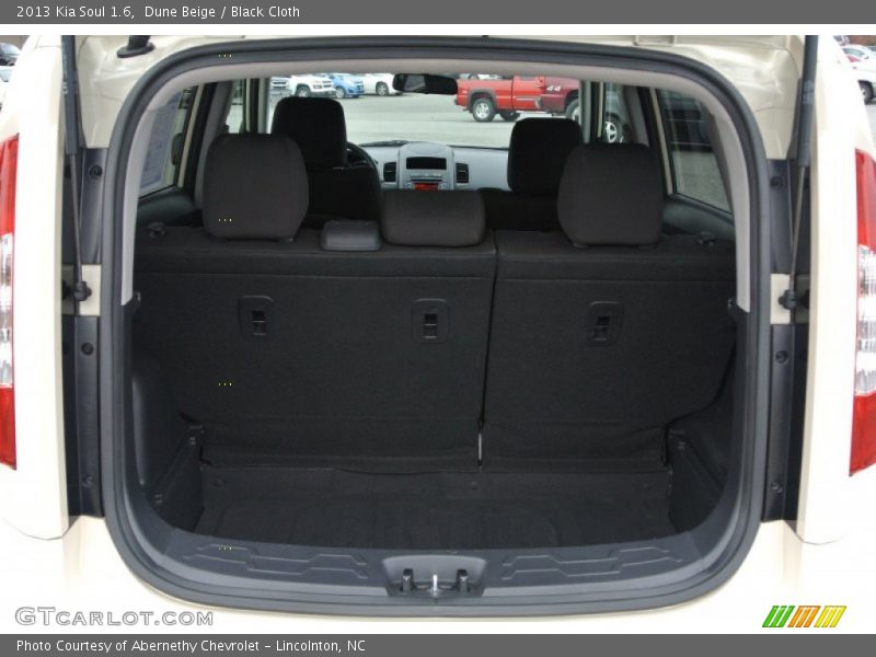 Dune Beige / Black Cloth 2013 Kia Soul 1.6