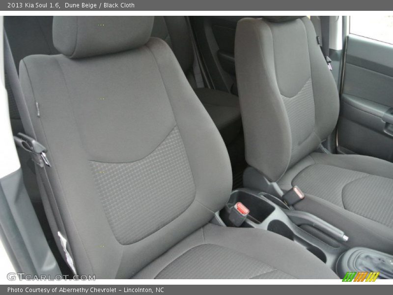 Dune Beige / Black Cloth 2013 Kia Soul 1.6