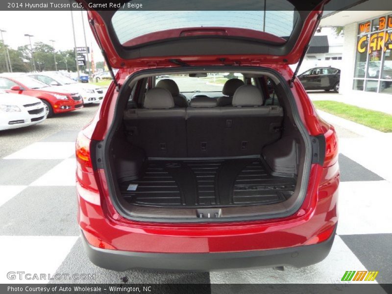 Garnet Red / Beige 2014 Hyundai Tucson GLS