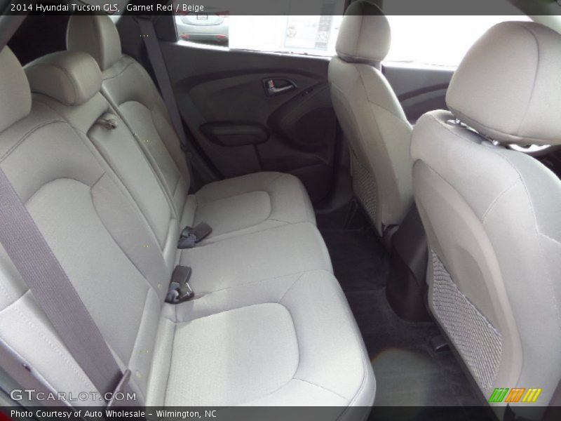 Garnet Red / Beige 2014 Hyundai Tucson GLS