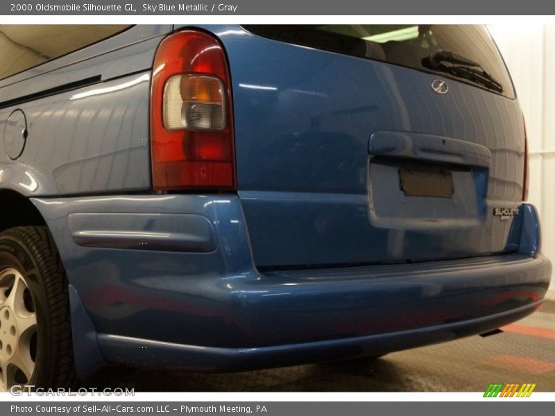Sky Blue Metallic / Gray 2000 Oldsmobile Silhouette GL