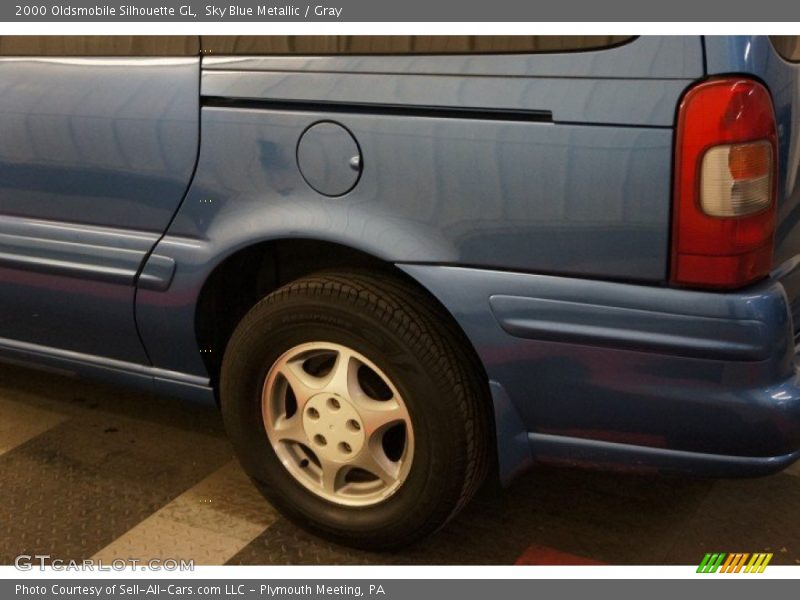 Sky Blue Metallic / Gray 2000 Oldsmobile Silhouette GL